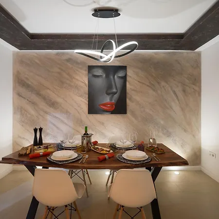 Giraud I - Luxurious Secluded Next To The Sea لاجاريس