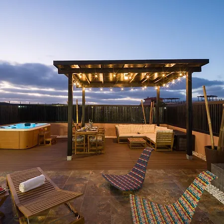 Giraud I - Luxurious Secluded Next To The Sea فيلة *