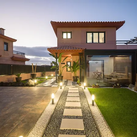 فيلة Giraud I - Luxurious Secluded Next To The Sea لاجاريس