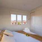 Giraud I - Luxury Modern Next To The Sea With Jacuzzi & Pool לאחארס