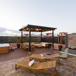 Giraud I - Luxury Modern Next To The Sea With Jacuzzi & Pool וילה