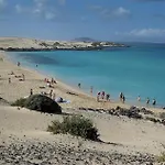Giraud I - Luxury Modern Next To The Sea With Jacuzzi & Pool * לאחארס